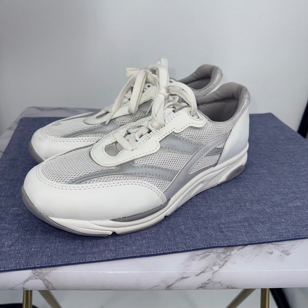 SAS Tour Mesh Women's 9.5M Walking Shoes White Silver Lace Up Comfort Leather - Picture 4 of 10